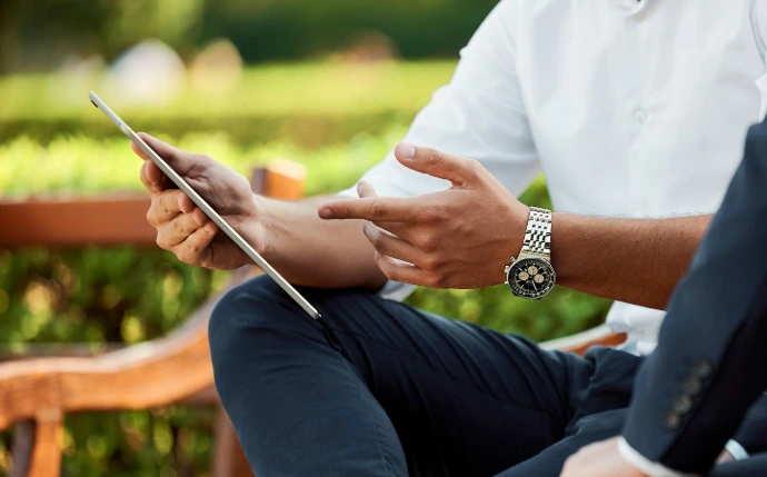 Accueil et diagnostic client pour la réparation de matériel photo et vidéo en boutique Camara