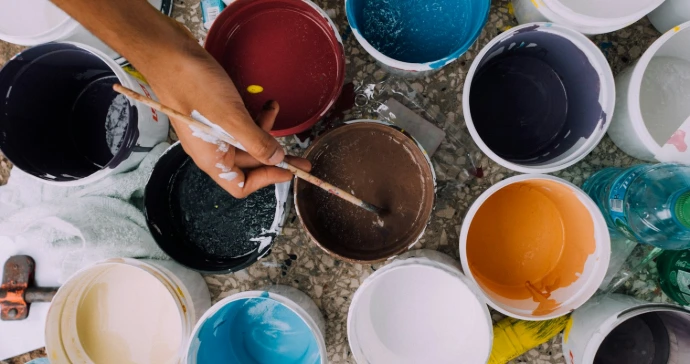 Reproduction et restauration de photos et œuvres visuelles avec respect des couleurs.